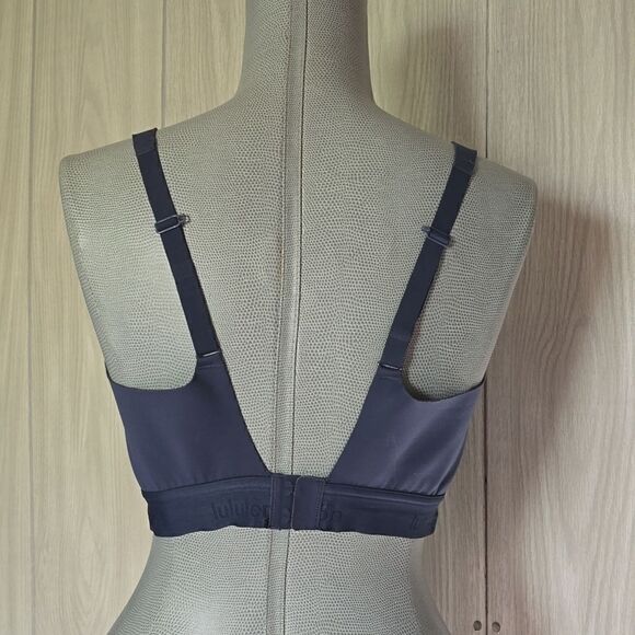 Lululemon | Sports Bra - Picture 6 of 8